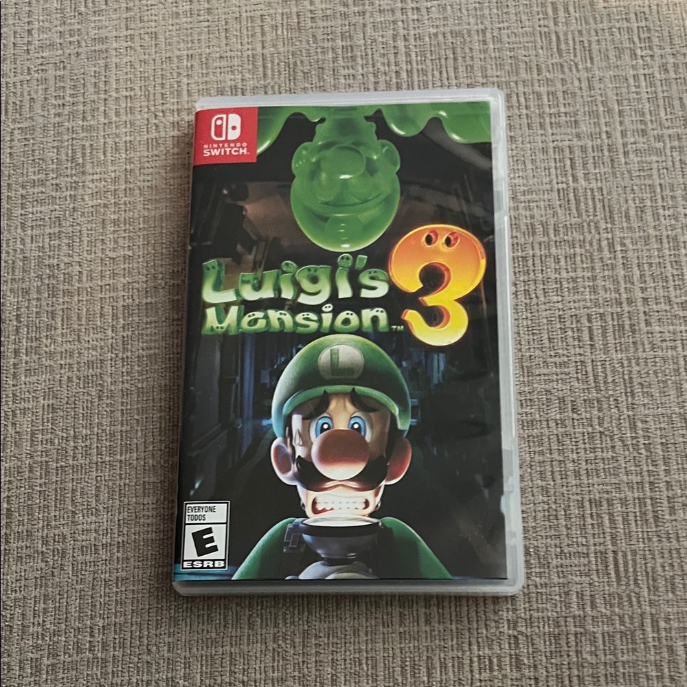 Nintendo Luigi's Mansion 3 - Black and Green Cover